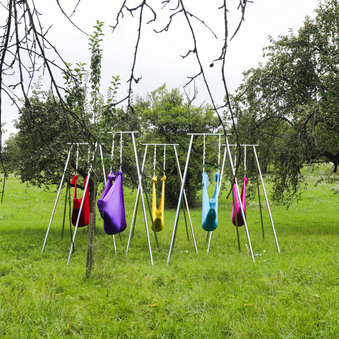 Aerial Yoga auf der StreuobstwIese